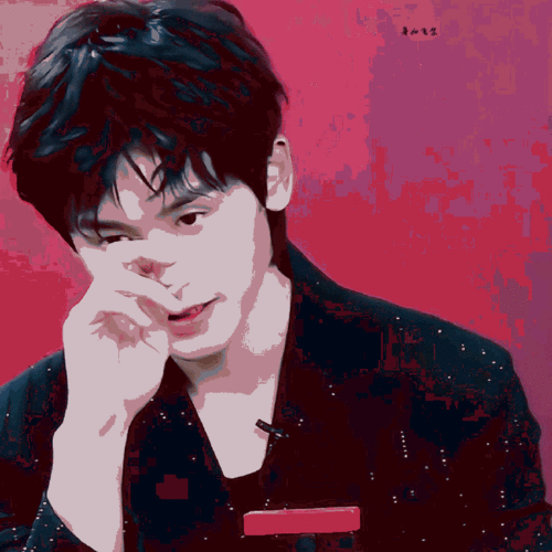 张哲瀚直播状态