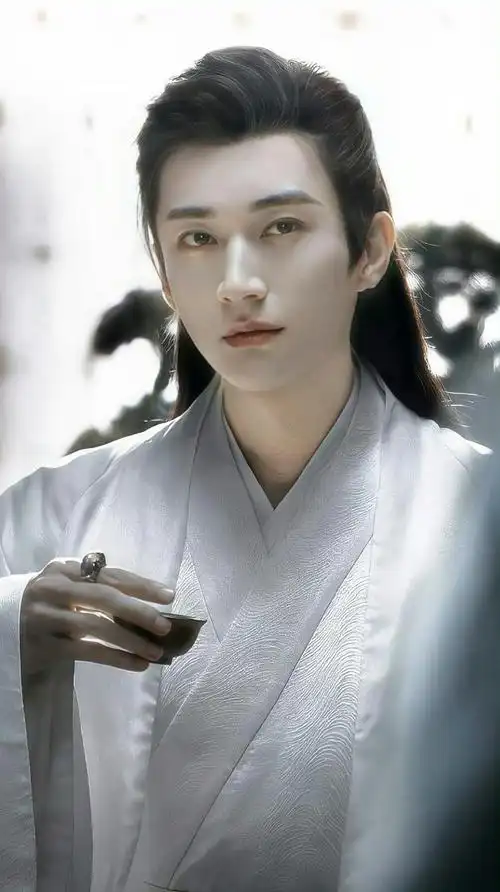 刘学义粉丝和吴谨言粉丝在交流谁是春花厌的一番……|刘学义|春花|吴