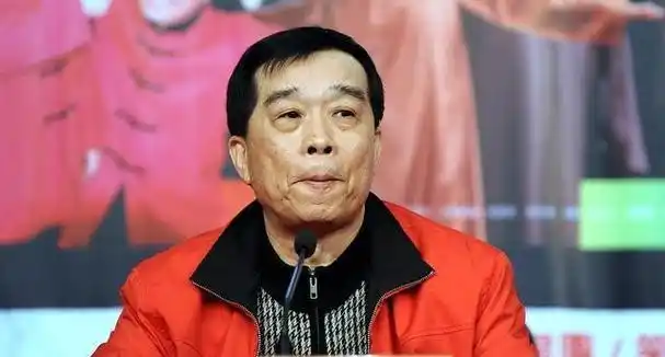 但就算不常露面,他在观众心中的地位依然不减.