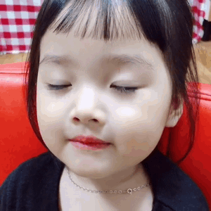 律二可爱卖萌动图 - 权律二可爱卖萌动图#1004yul_i#_权律二_动图表情