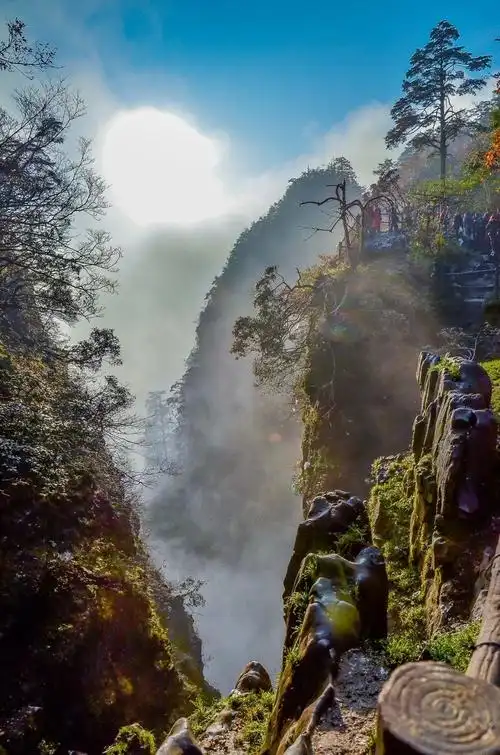 刚传来一组照片中国峨眉山壮观奇景