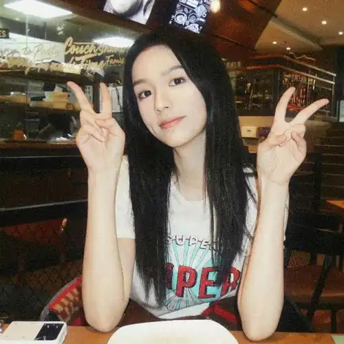 周也一些适合做头像的神图合集