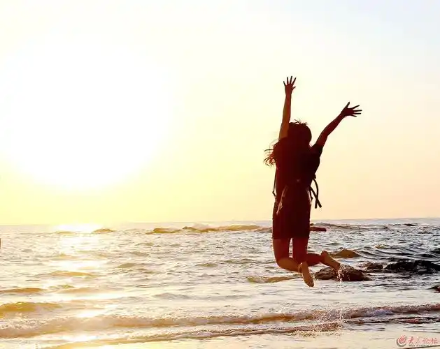 8月"剪影"主题月赛—拥抱太阳