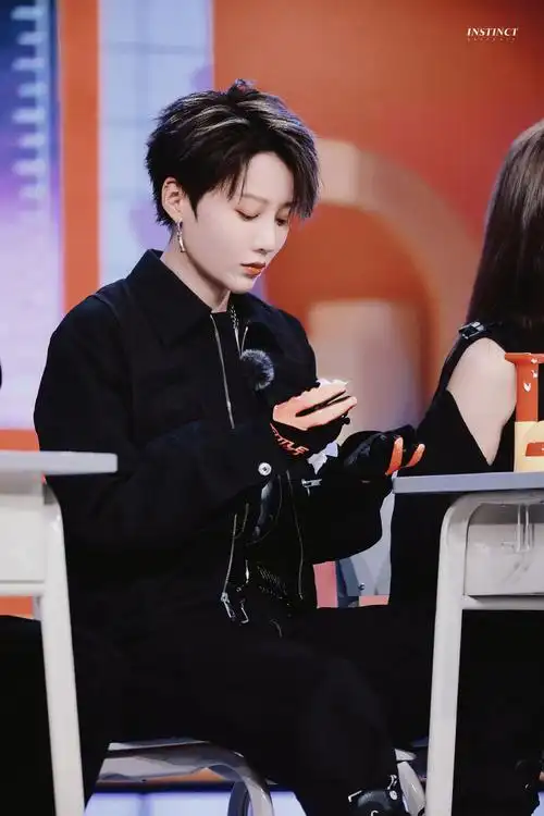 刘雨昕非日常派对