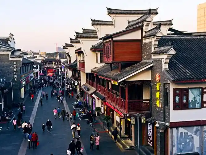 宁波鼓楼步行街夜景