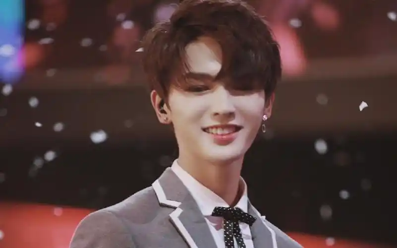 朱正廷出道四周年作品不完全混剪