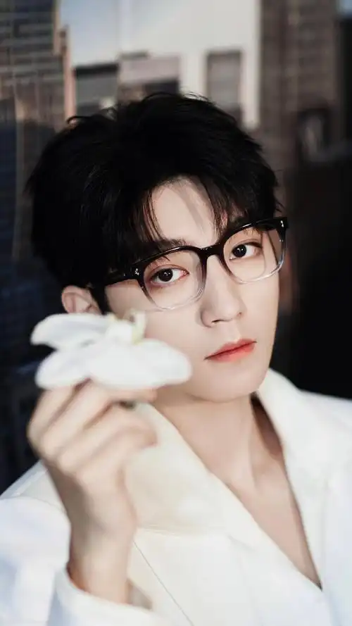 bolon暴龙眼镜品牌全球代言人王俊凯