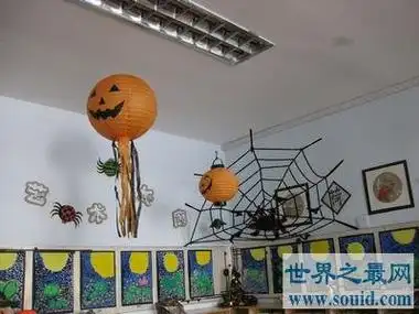 世界上最恐怖的幼儿园 把孩子变成鬼怪(最年轻的鬼屋)