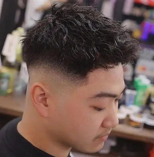 帅气干练美式短发 打造酷炫型男造型_时尚男发 - 美发站