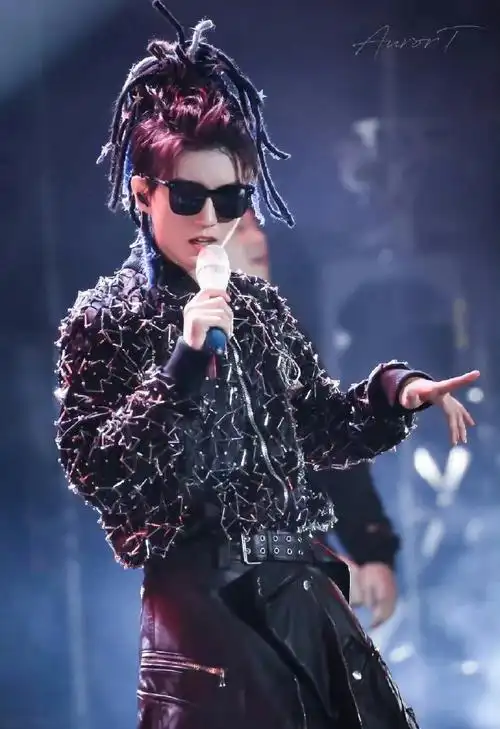 演唱会#  分享一些值得永久珍藏的绝美无边界  @tfboys-王俊凯