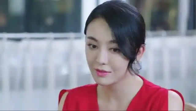 风光大嫁:冯总被宁馨的一句话惊得楞了一下神,这丫头咋这么精明了