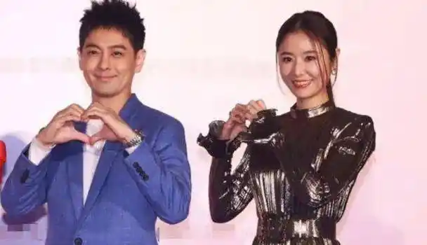 老婆是很好的朋友,经常一起聚会看电影,还表示老公霍建华和林志颖也是