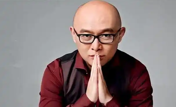 事实证明逐渐消失的主持人孟非已经走上了另一条大道