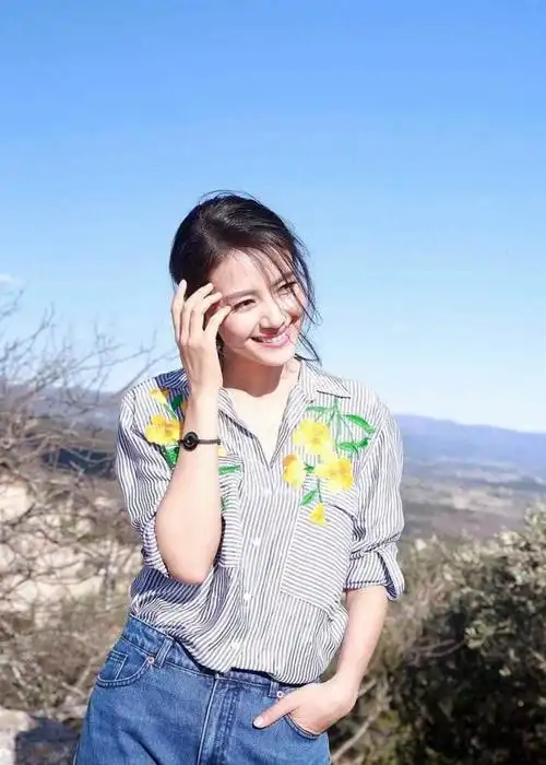 高圆圆生活照搭配(高圆圆生活照搭配图片大全)-天晟网