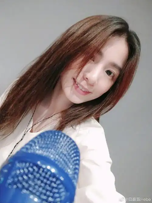 美女明星田馥甄的图集