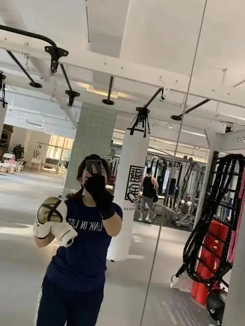 浙江版贾玲火了一年瘦了100斤对比图看呆