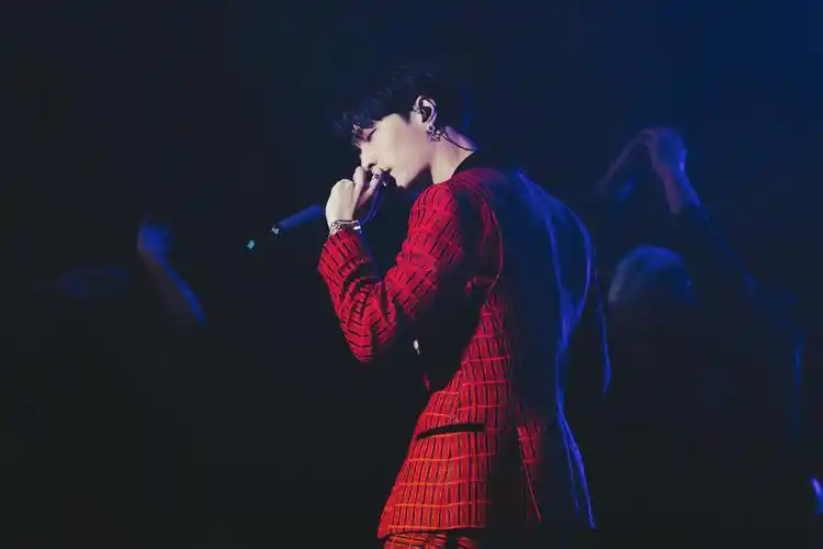 张艺兴强势加盟《我是唱作人2》"面纱"揭晓全新挑战引期待