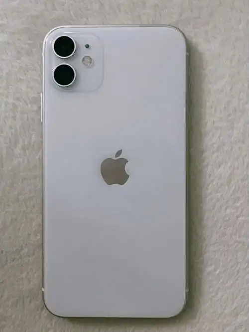 已出大学生自用iphone11白色国行128g