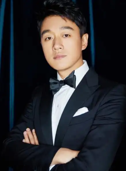 盘点70后男明星,前三位被称"不老男神",看到后两位都笑了_网易订阅