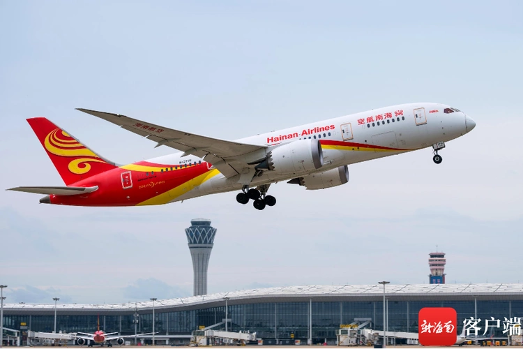 间隔2分钟起飞两架飞机 海口美兰机场双跑道运行程序提升效率