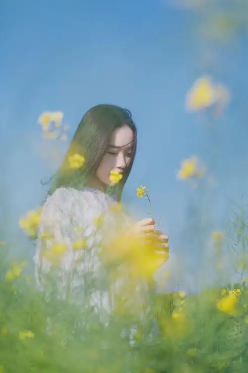 踏春_人像_poco摄影,旅行日志博文,油菜花,小清新,唯美人像,春天