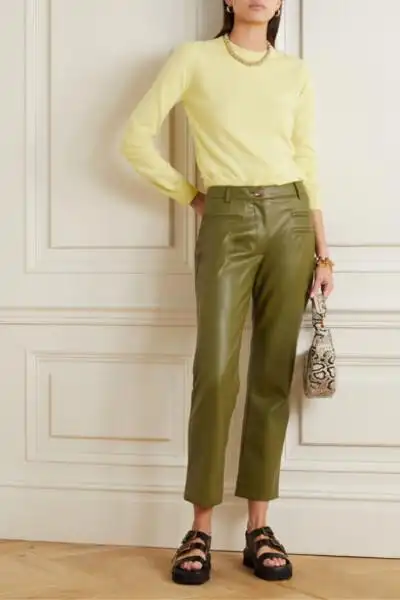 理念的核心位置——创始人 buffy reid 致力于打造经久耐穿的针织衫