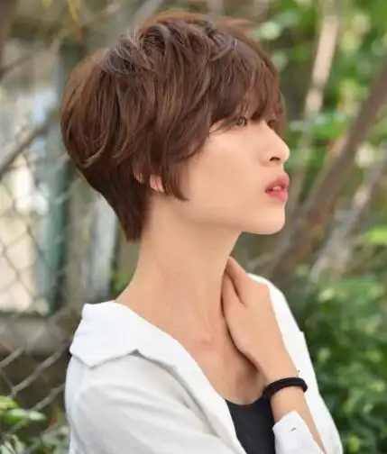 露耳短发与个性女孩发型特辑男孩风女生极短发型与您分享