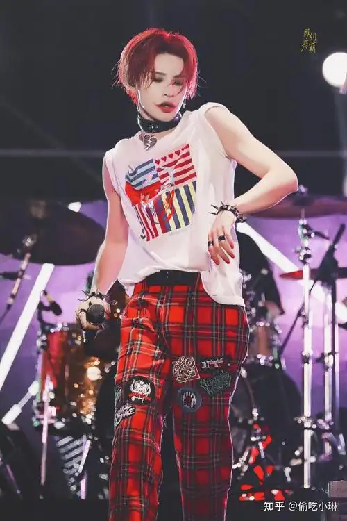 求 大家有没有小鬼这个小丑造型的照片! - 知乎