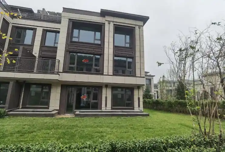 亦庄新城现房别墅带院子带露台496万起