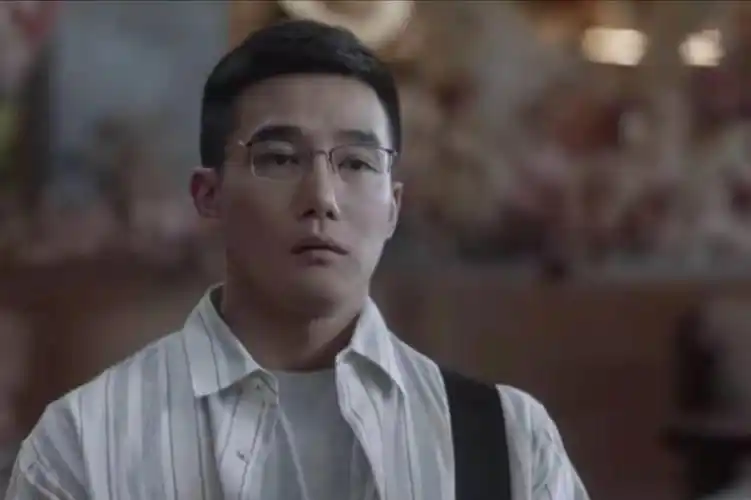 文|阿莎普#mcn百夫长计划# 插图《小舍得》剧照