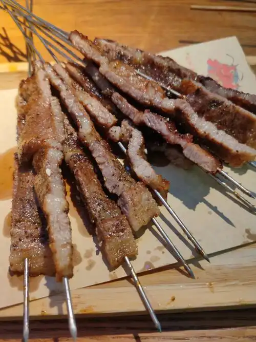 黑胡椒牛排^确实是招牌啊,很好吃,烤串做出了牛排店的感觉了!