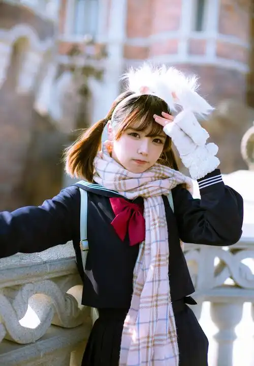 jk制服冬季游乐园的双马尾jk少女