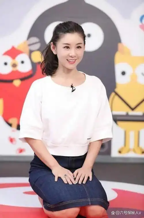 原来她是冯巩的女儿出道20多年未拍吻戏近40仍然容颜如18