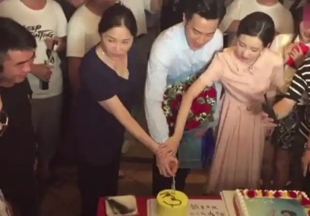 刘恺威被曝和陈都灵因戏生情已领证结婚?