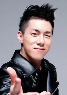 中泽祥 casper chu                        中泽祥,原名储晓祥