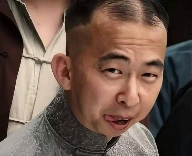 原创丑男巨兴茂配角翻身大导演7年成亿万富翁39岁娶娇妻牟兴区