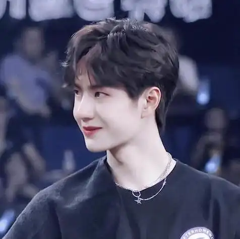 王一博照片头像霸气 霸气头像图片大全 -【爱个性】