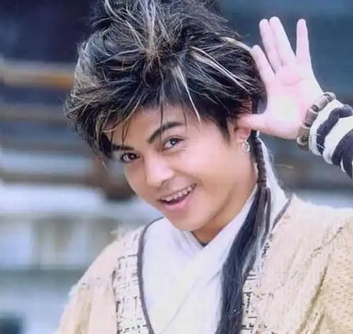 曾是家喻户晓的童星,吴孟达都尊称他为老师,却因身高星途尽毁无人识