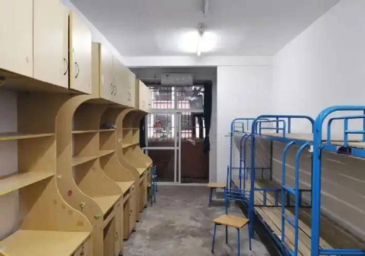 欢迎报考安徽师范大学皖江学院,大家可以自己装饰宿舍!#宿舍