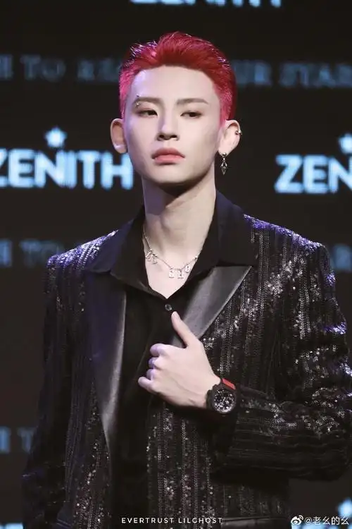 小鬼王琳凯超话#小鬼红发造型#大半夜给我整笑了哈哈哈哈哈哈哈对不起