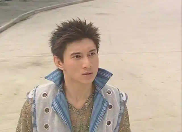 吴奇隆年轻时候主演的少年王卫斯理