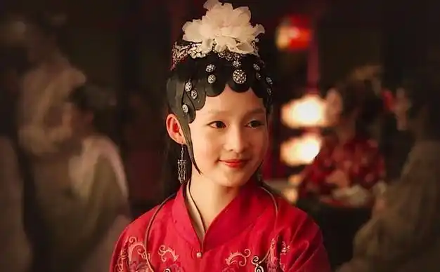 《红楼梦》中的薛宝钗.《建党伟业》中的杨开慧.