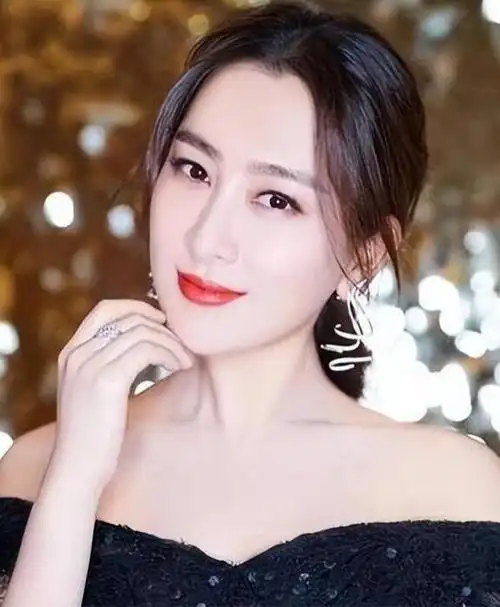 马苏再被爆料多段情史被人扒出苏黑历史缠身