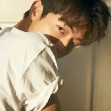 撩妹头像男生帅气高清头像个性男生真人微信头像图片大全