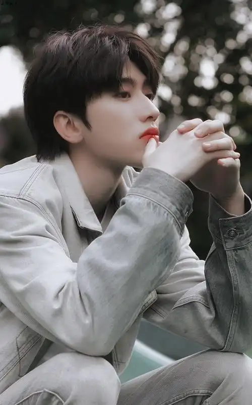 蔡徐坤壁纸 - 堆糖,美图壁纸兴趣社区