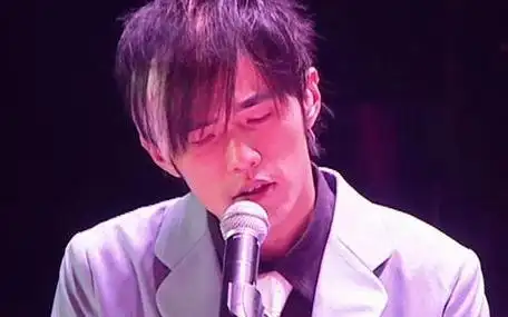 周杰伦 2004无与伦比演唱会 part 2