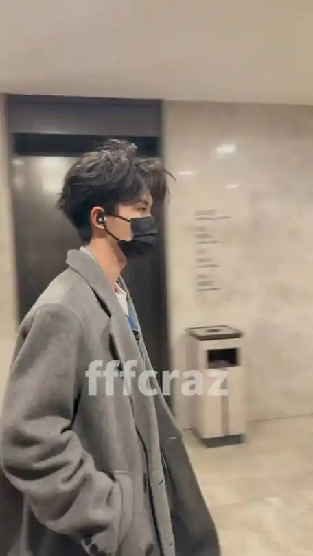 好好看|马嘉祺|大衣_新浪新闻