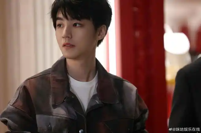 蔡徐坤@tfboys-王俊凯@uniq-王一博鹿晗@m鹿m@王鹤棣_dylan@杨洋@龚俊