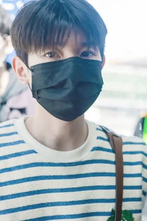 王源机场##王源看我们如何相遇vlog