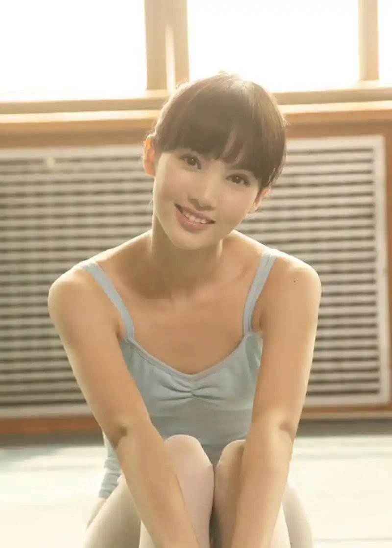 金晨早年,纯洁无瑕. #美女